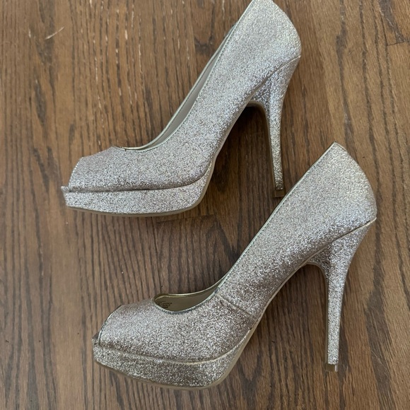 Steve Madden Platform P-Karo Gold Glitter Peep Toe Heels Women’s size 7.5 - Picture 5 of 12